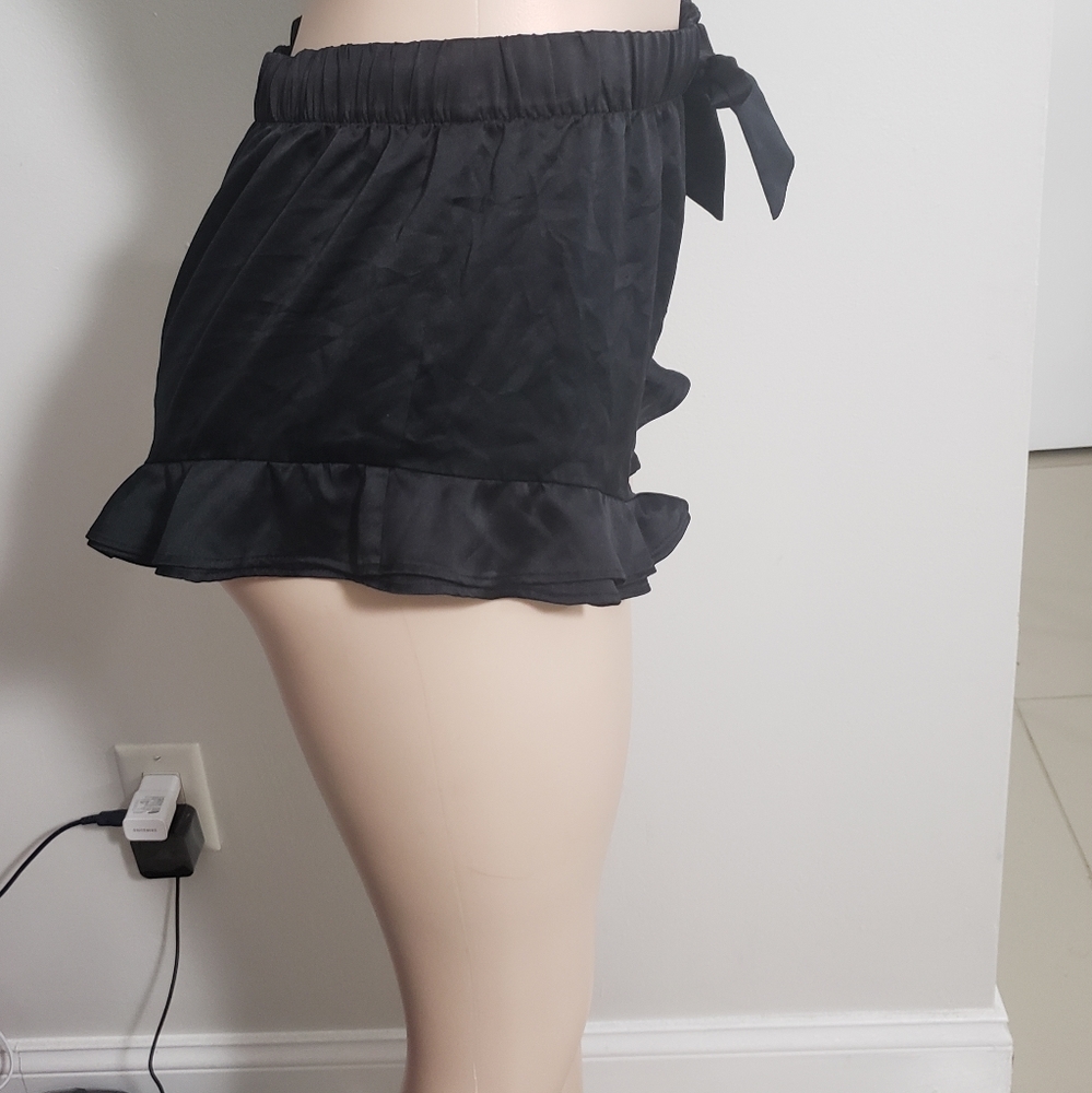 Silk Victoria’s Secret pajama shorts - Picture 7 of 10